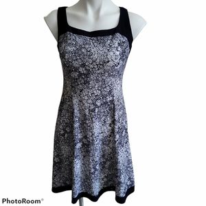 Chaps Sleeveless Dress Black And Off White Floral Size Small
